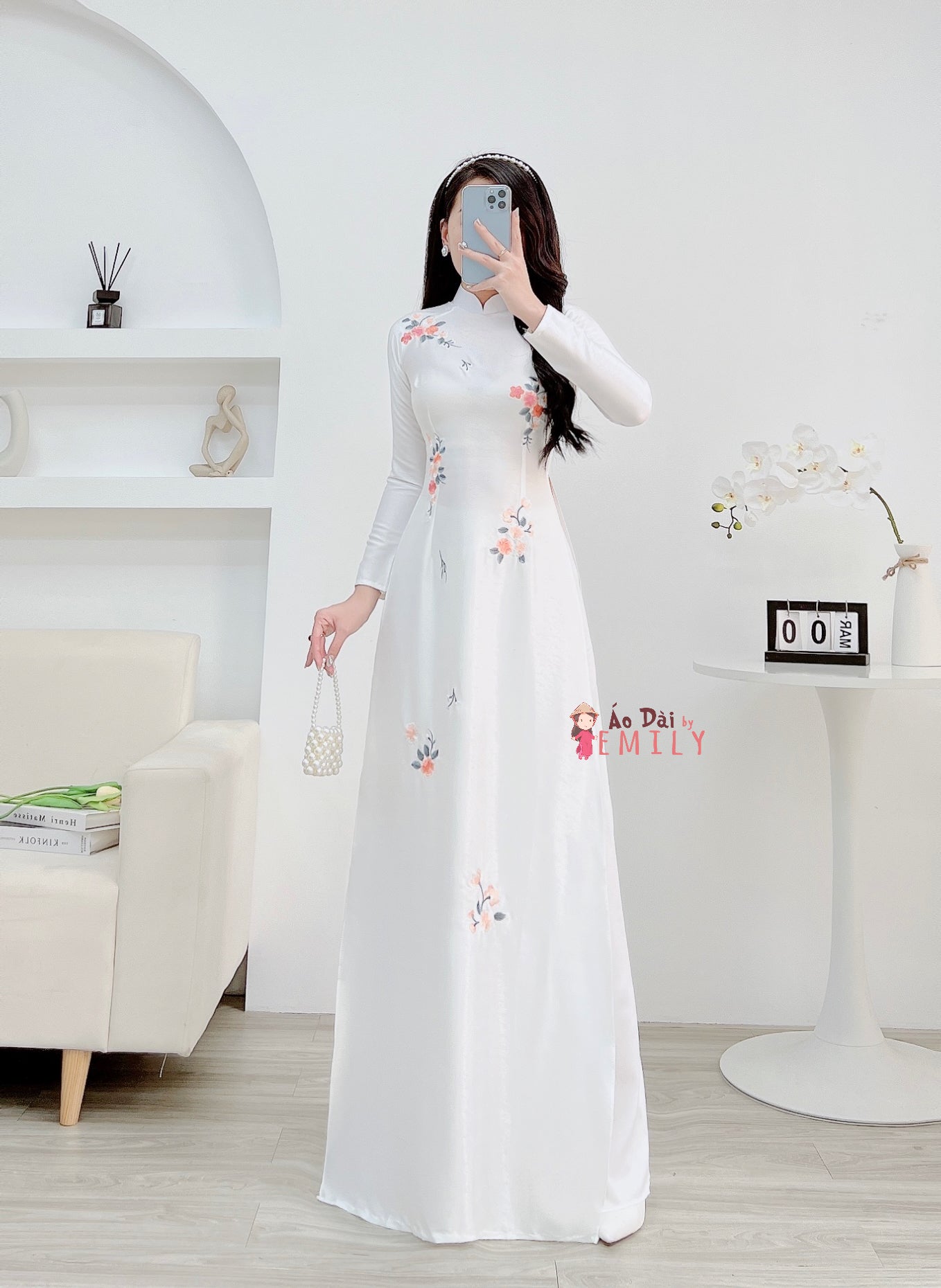 Pastel embroidery ao dai