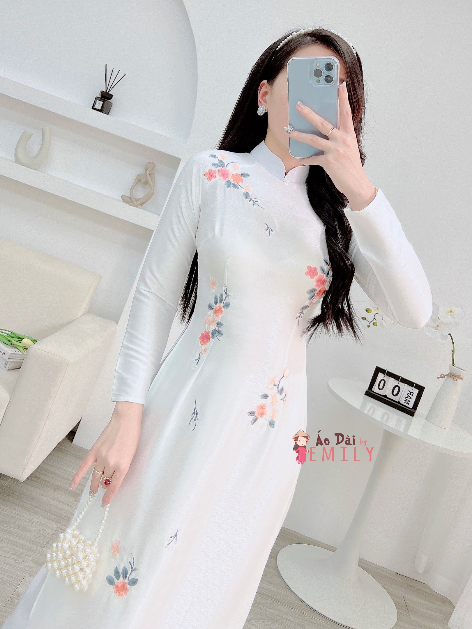 Pastel embroidery ao dai