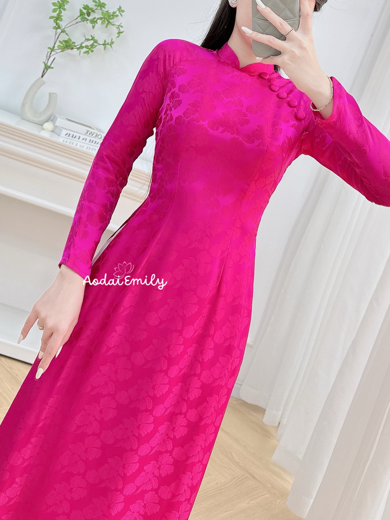 Mulberry silk ao dai with buttons