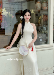 Sleeveless Cream Embroidery flowers patterns