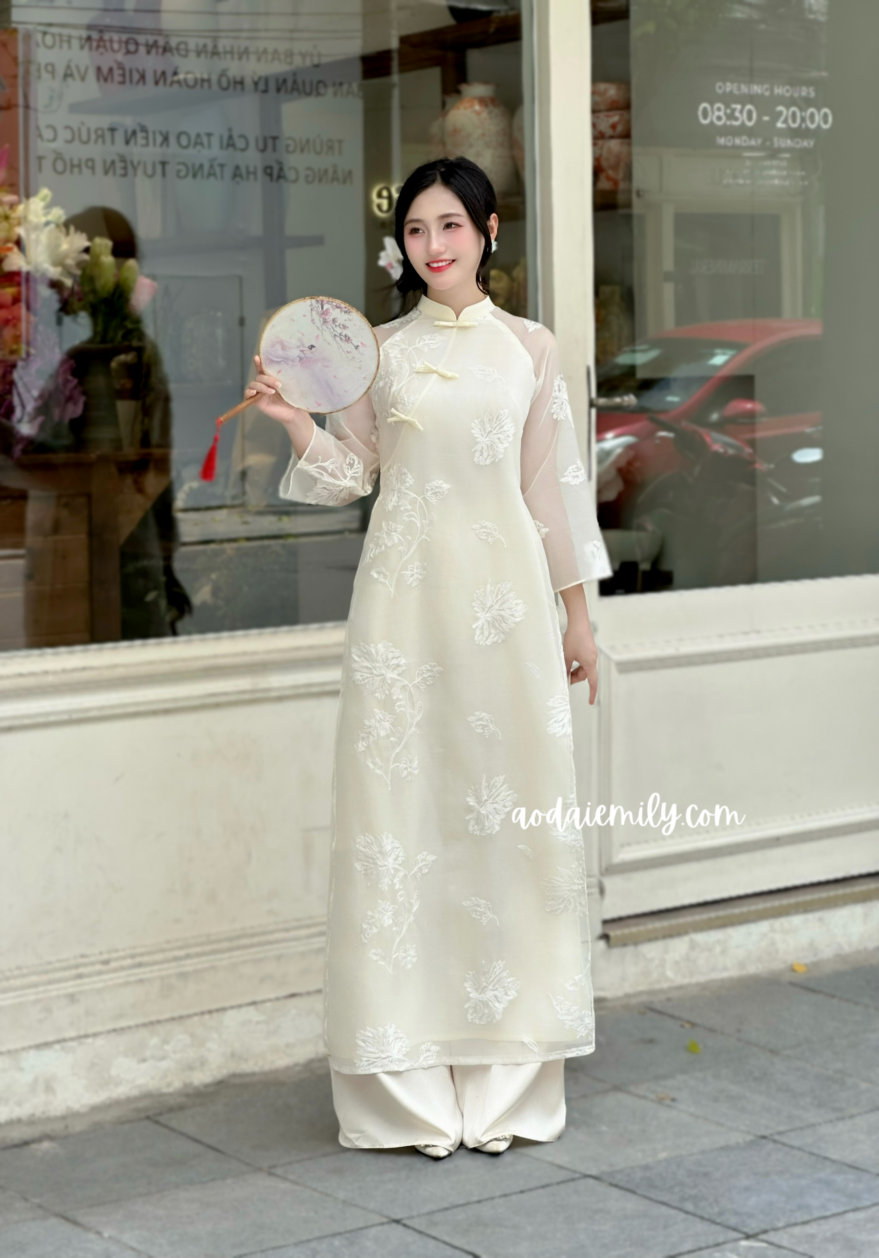 Cream Cutie bows with pearls modern embroidery ao dai