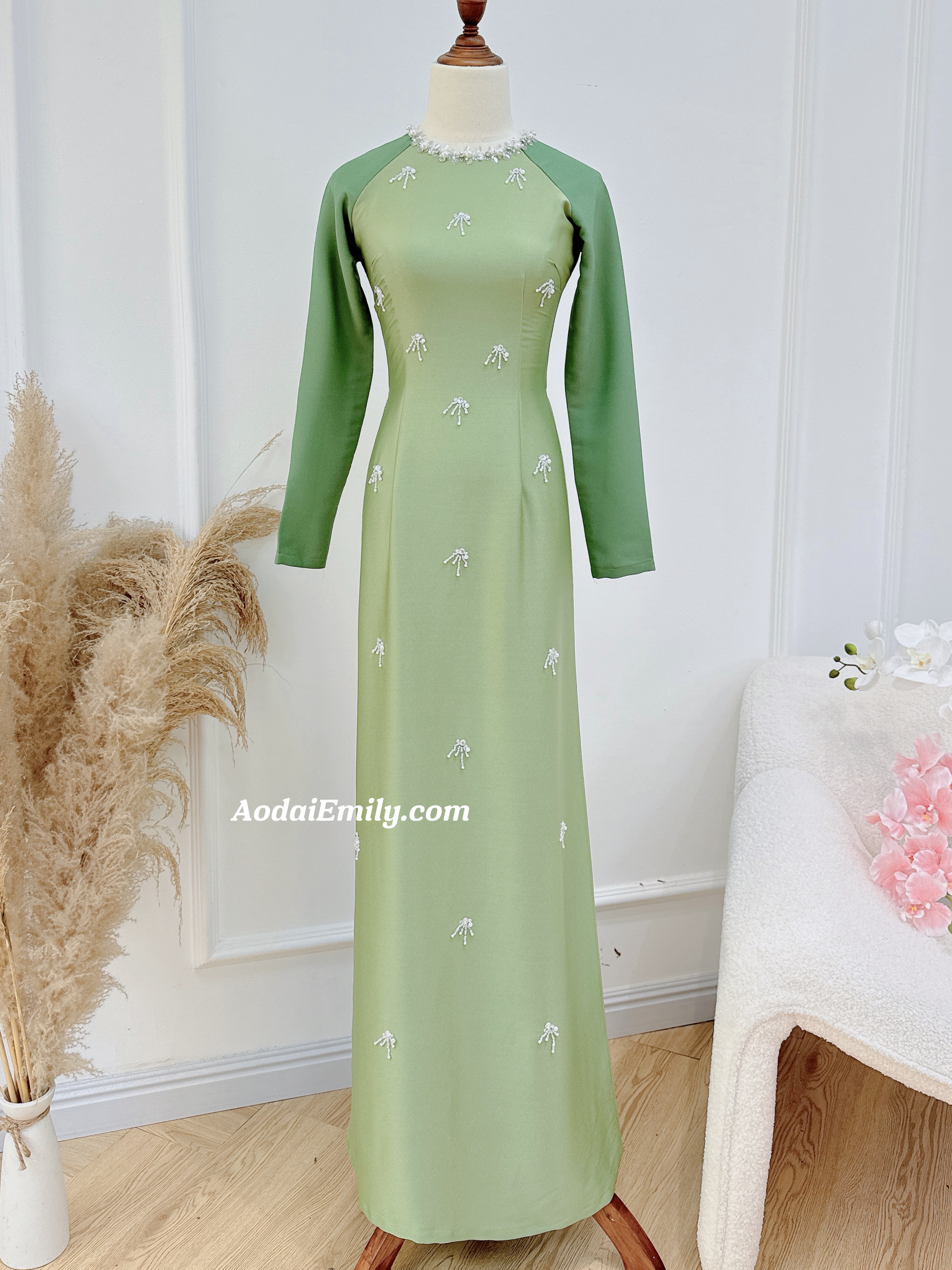 Hand beading with crystals pre made ao dai