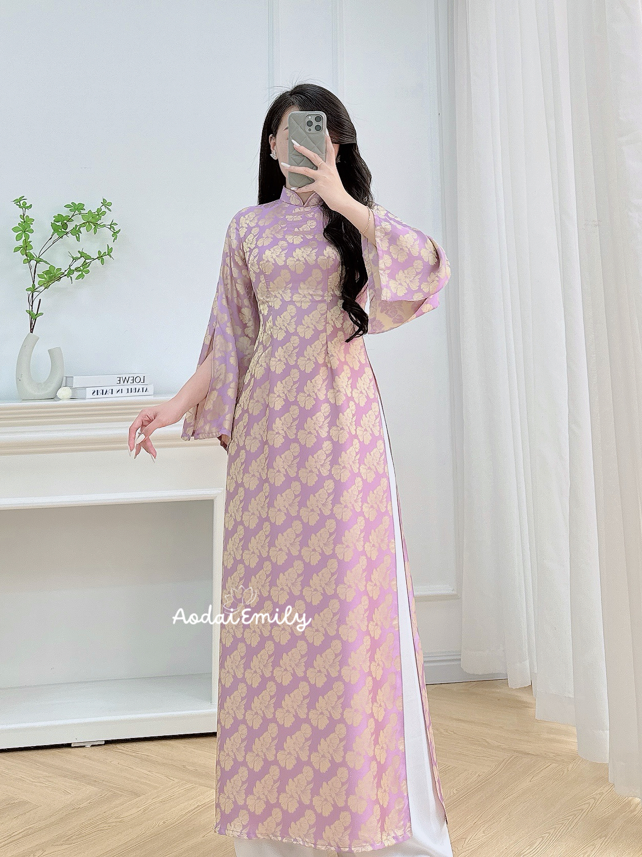 Pre made Modern ao dai gam