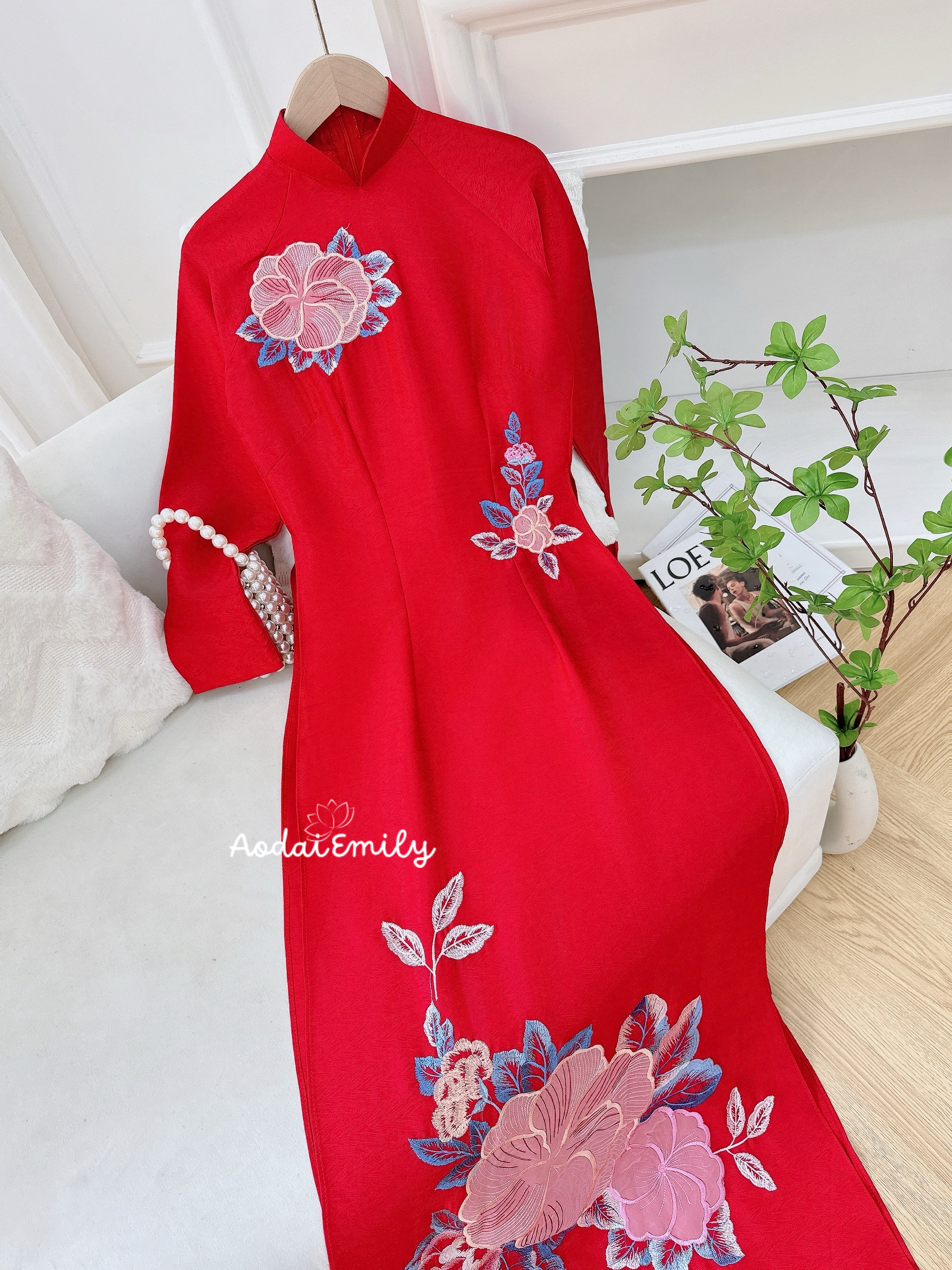 Design embroidery pre made ao dai