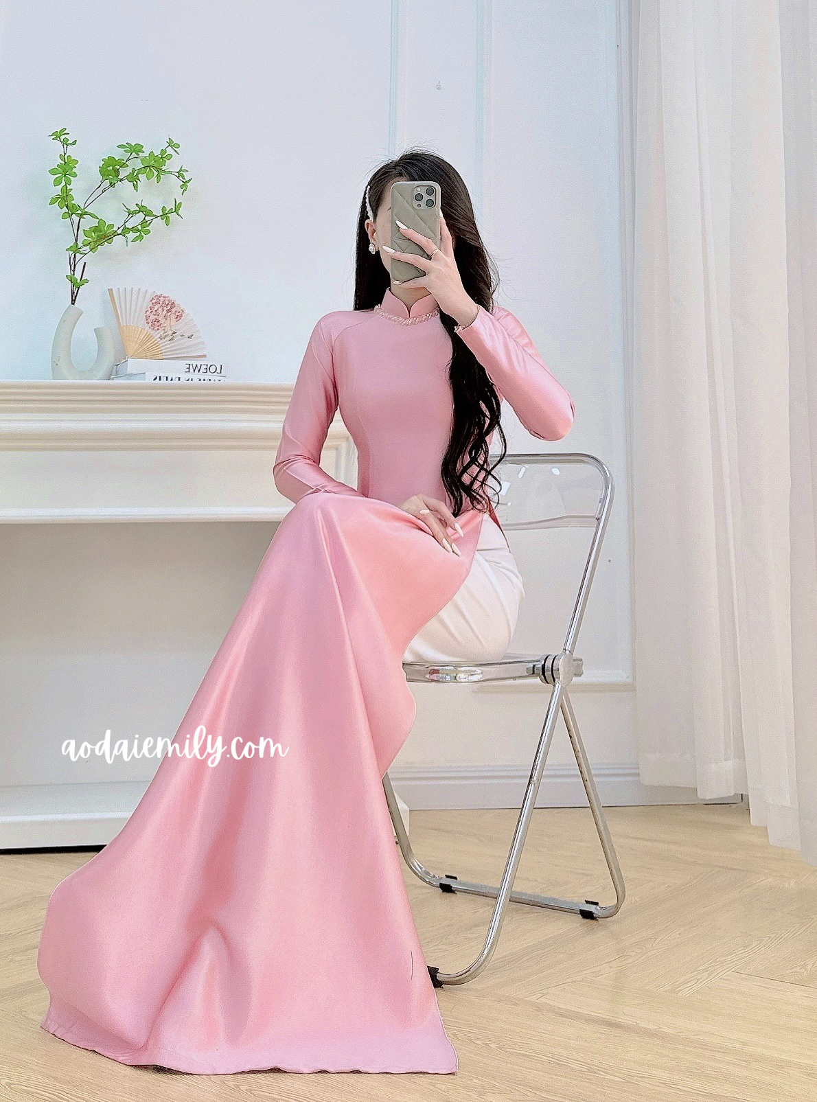 Pink traditional ao dai with simple beading collar