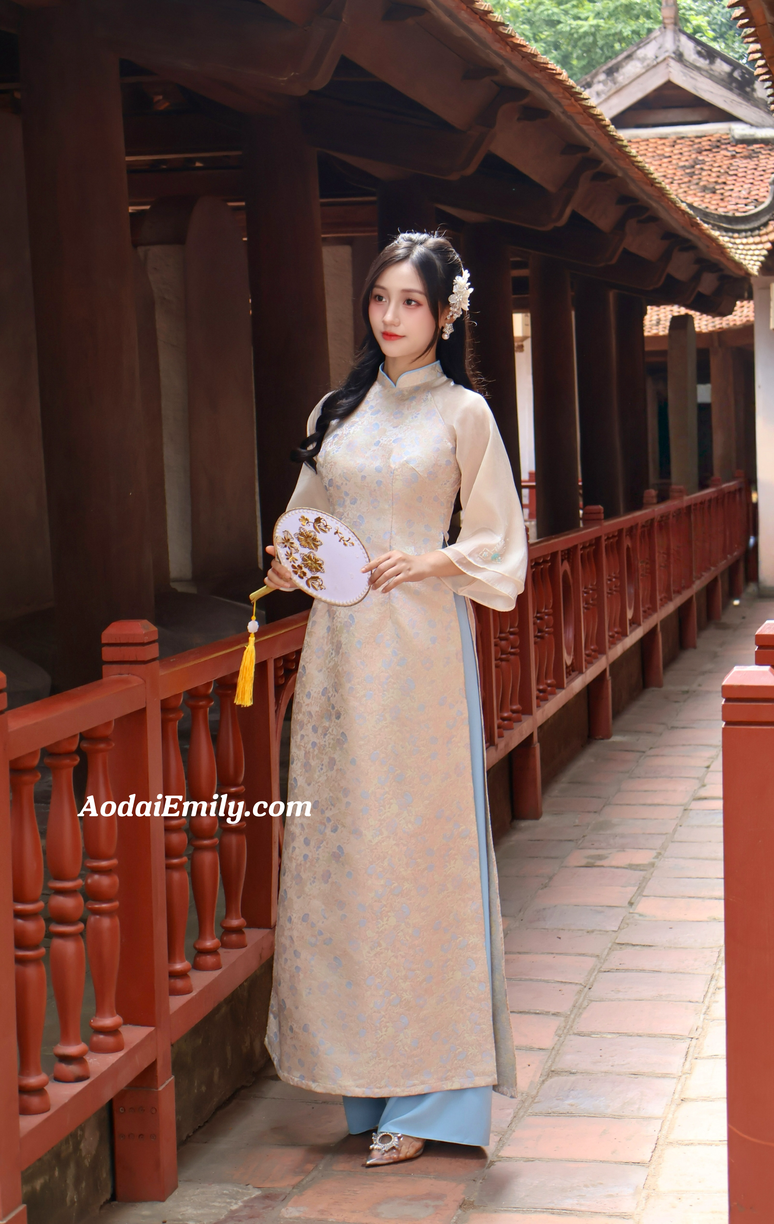 Beige/ Blue Taffeta Spring flowers pattern Ao dai|