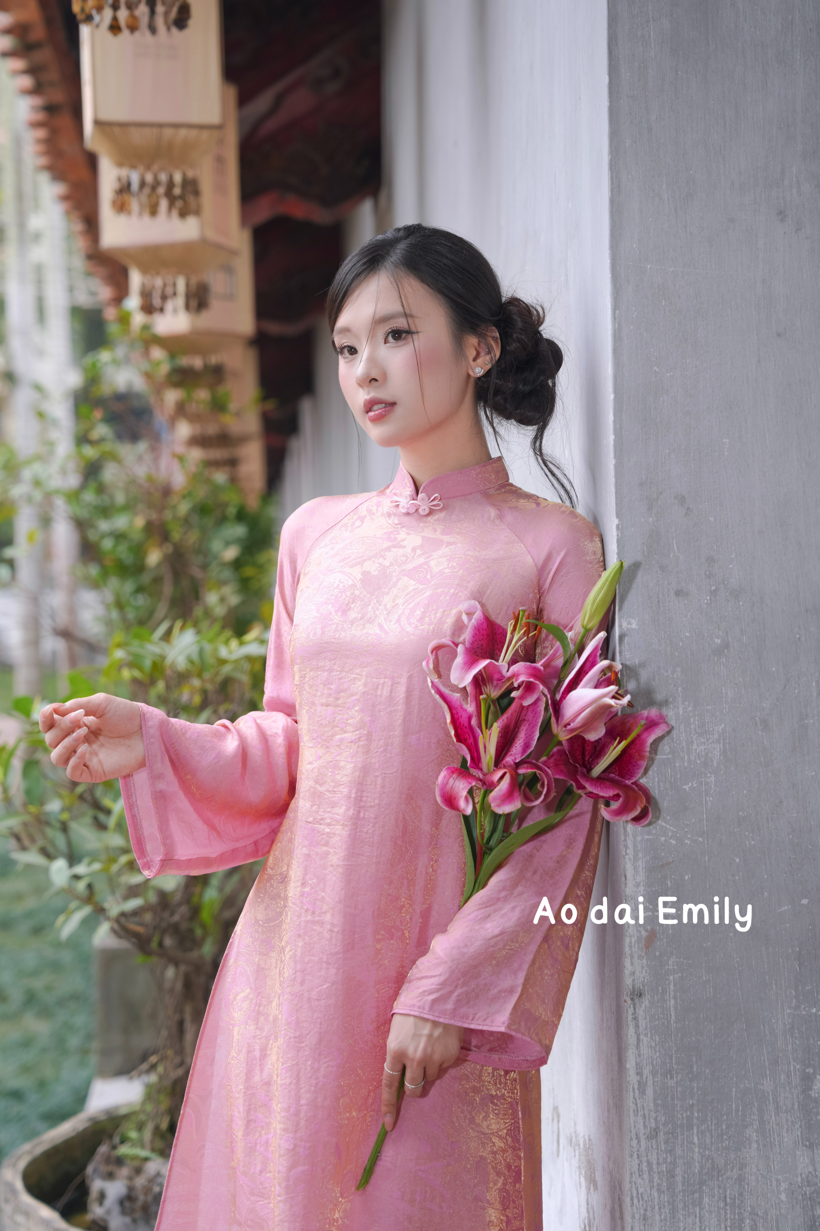 Pink/ Gold Loosing modern ao dai with button collar | LSP002