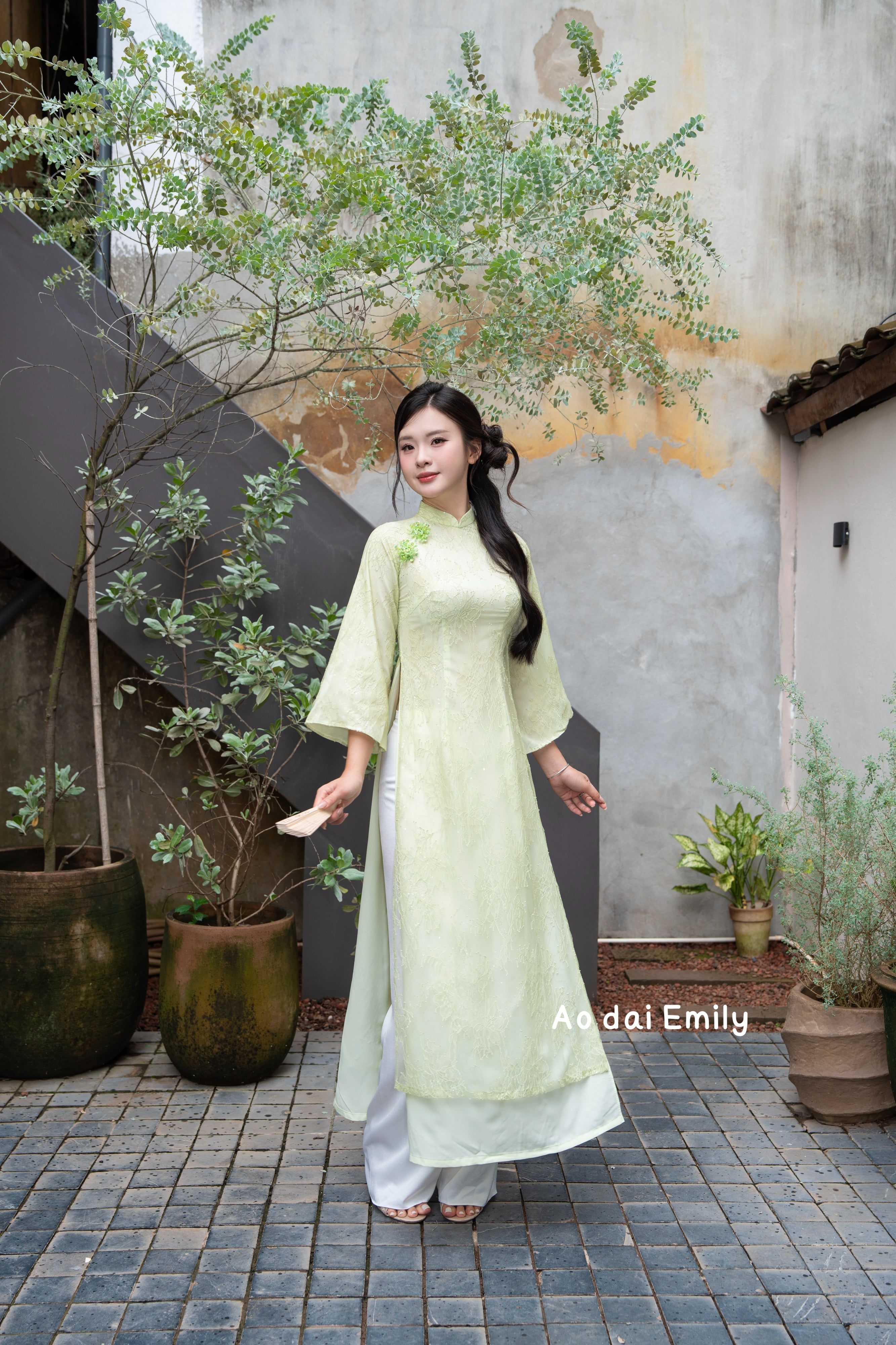 Modern Sparkling Lace áo dài | Date