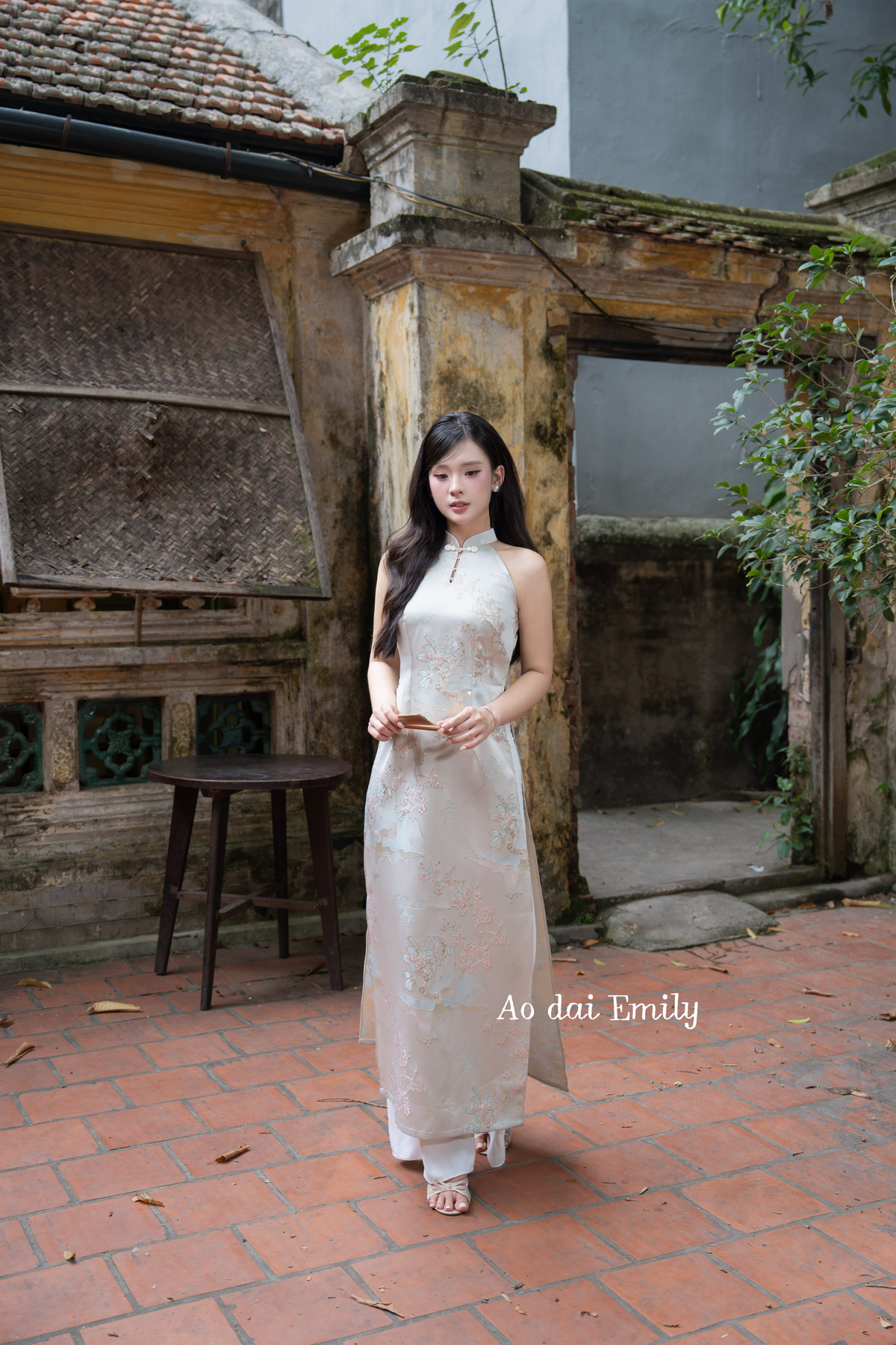 Beige sleeveless Taffeta Spring patterns Pre made ao dai| Lislanthus
