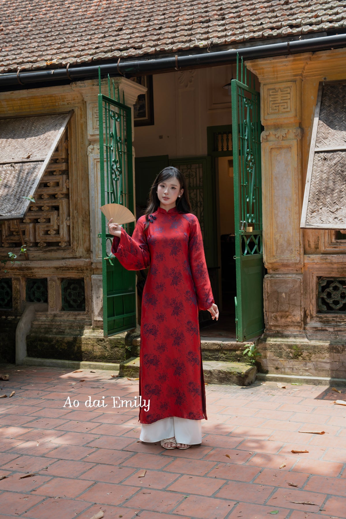 Loose modern Ao dai Gam with Rose pattern| Lily tree