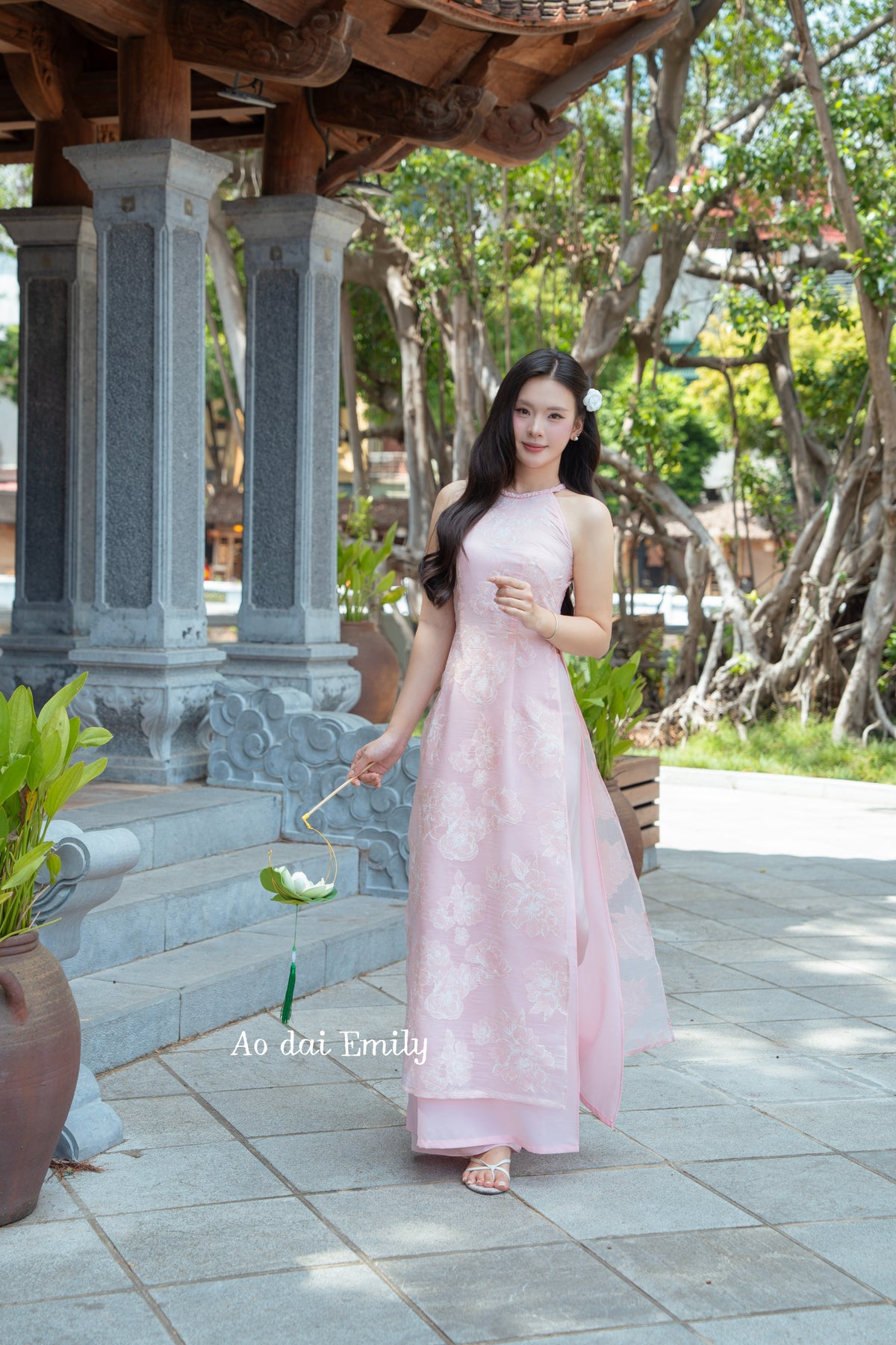 Modern sleeveless halter ao dai| Pinks