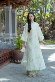 Avocado Green loose style ao dai with embroidery patterns| Shasta daisy