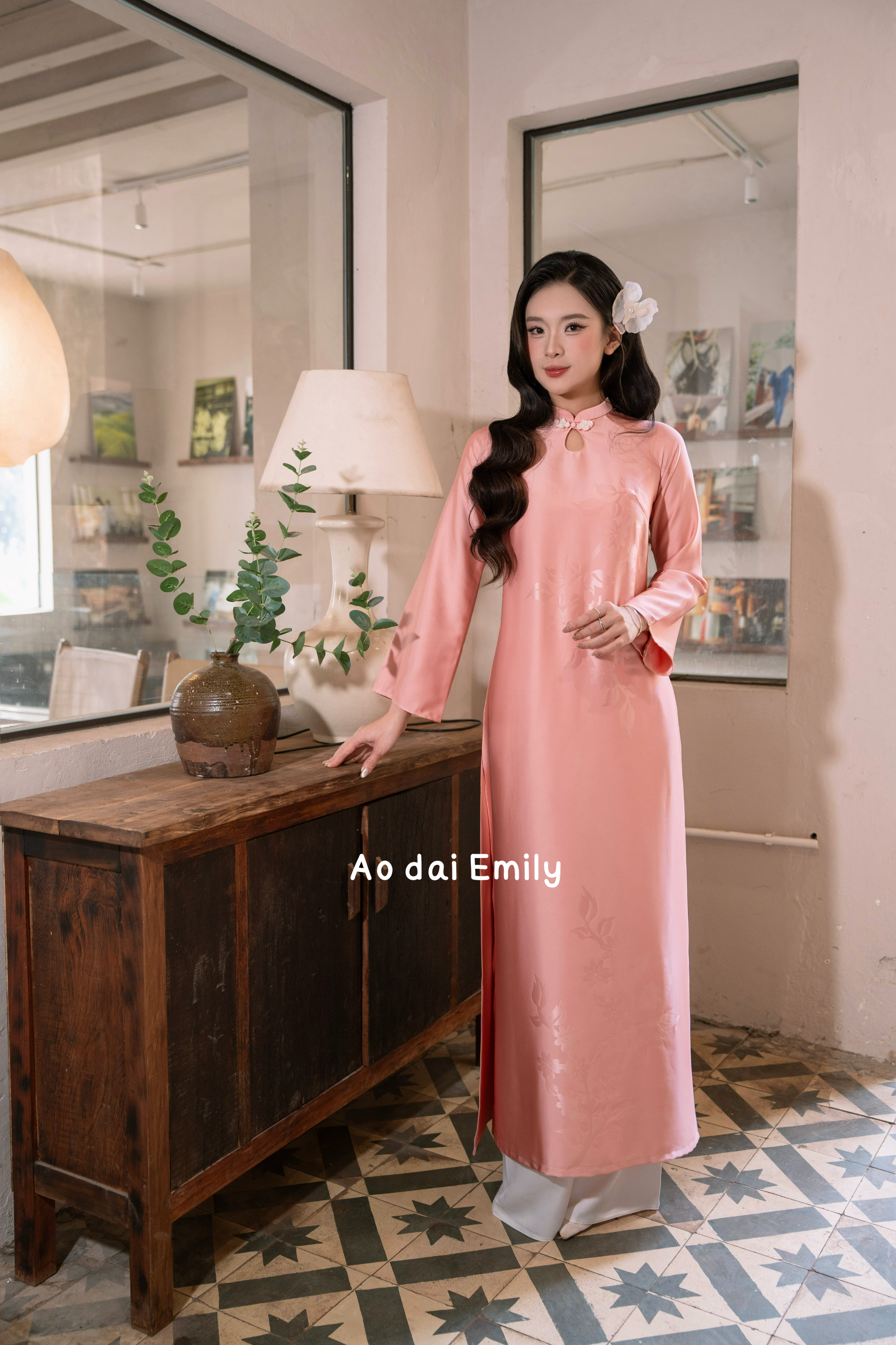 Modern Loosing Pink modern ao dai with teardrop cut out buttons| Candy cane sorrel