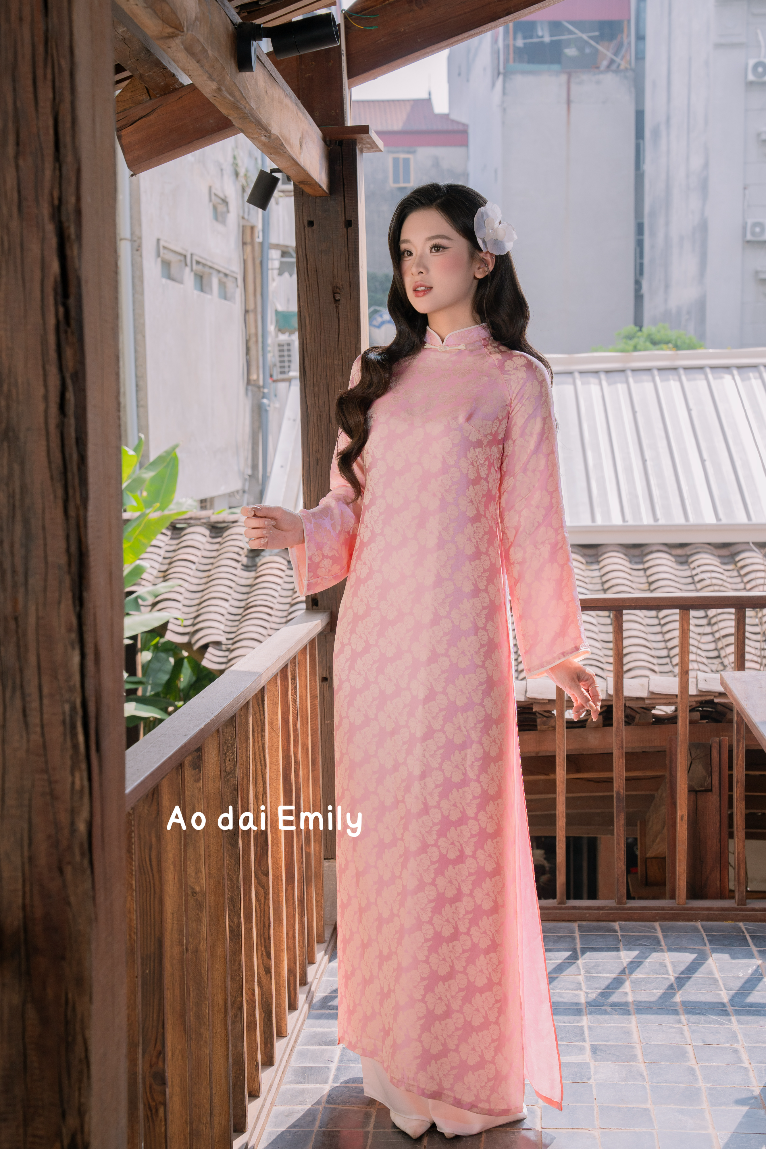 Modern Loosing Pink/ Cream modern ao dai with buttons| Canada violet