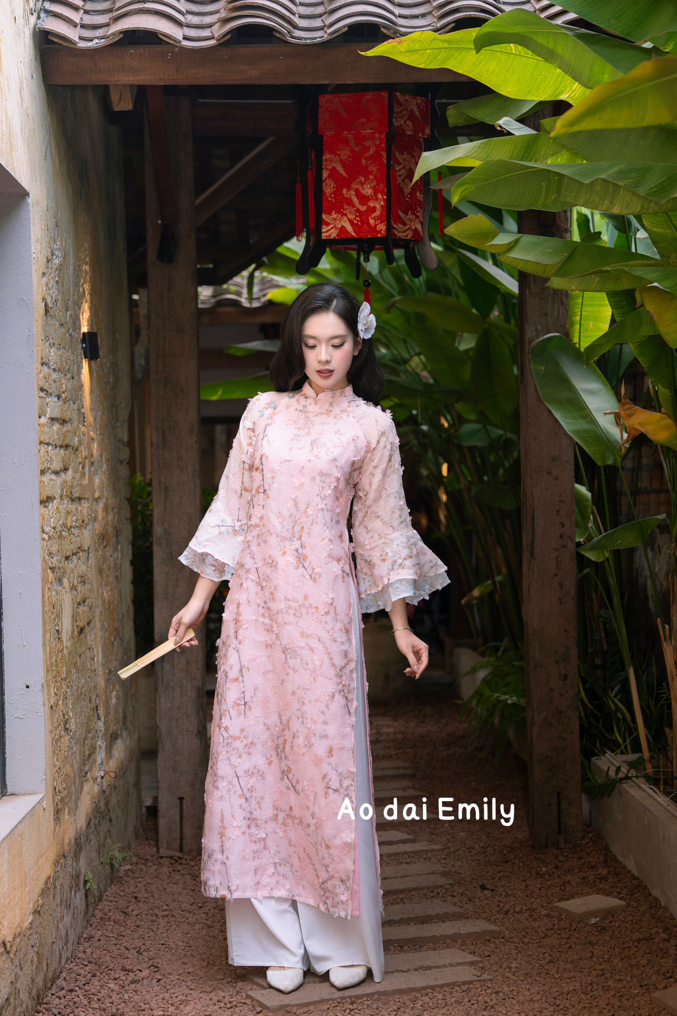 Pastel Pink/ Blue modern loosing ao dai with 3D flowers| Climbing rose