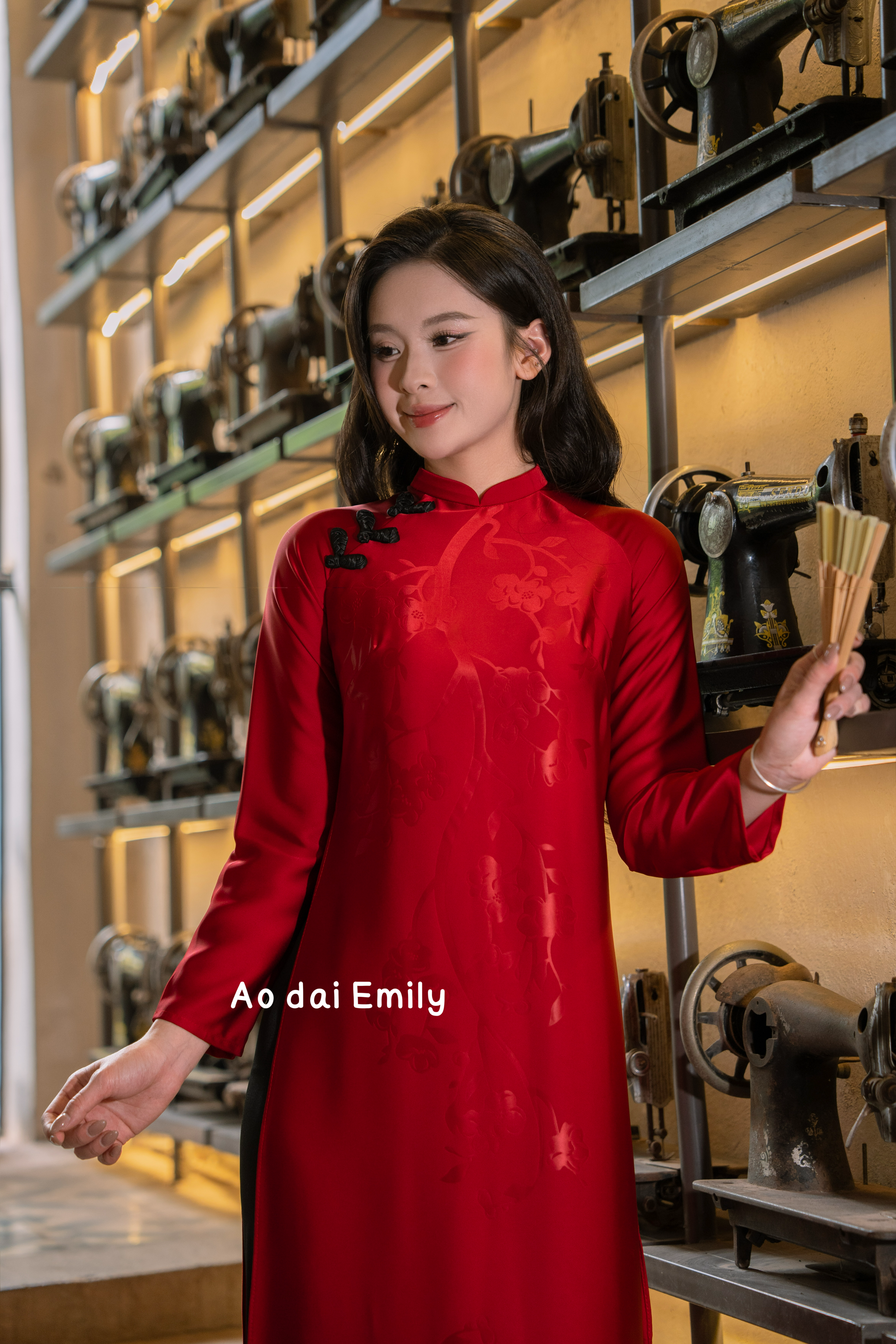Dark red/Black Modern loosing ao dai with flowers pattern| Daylily