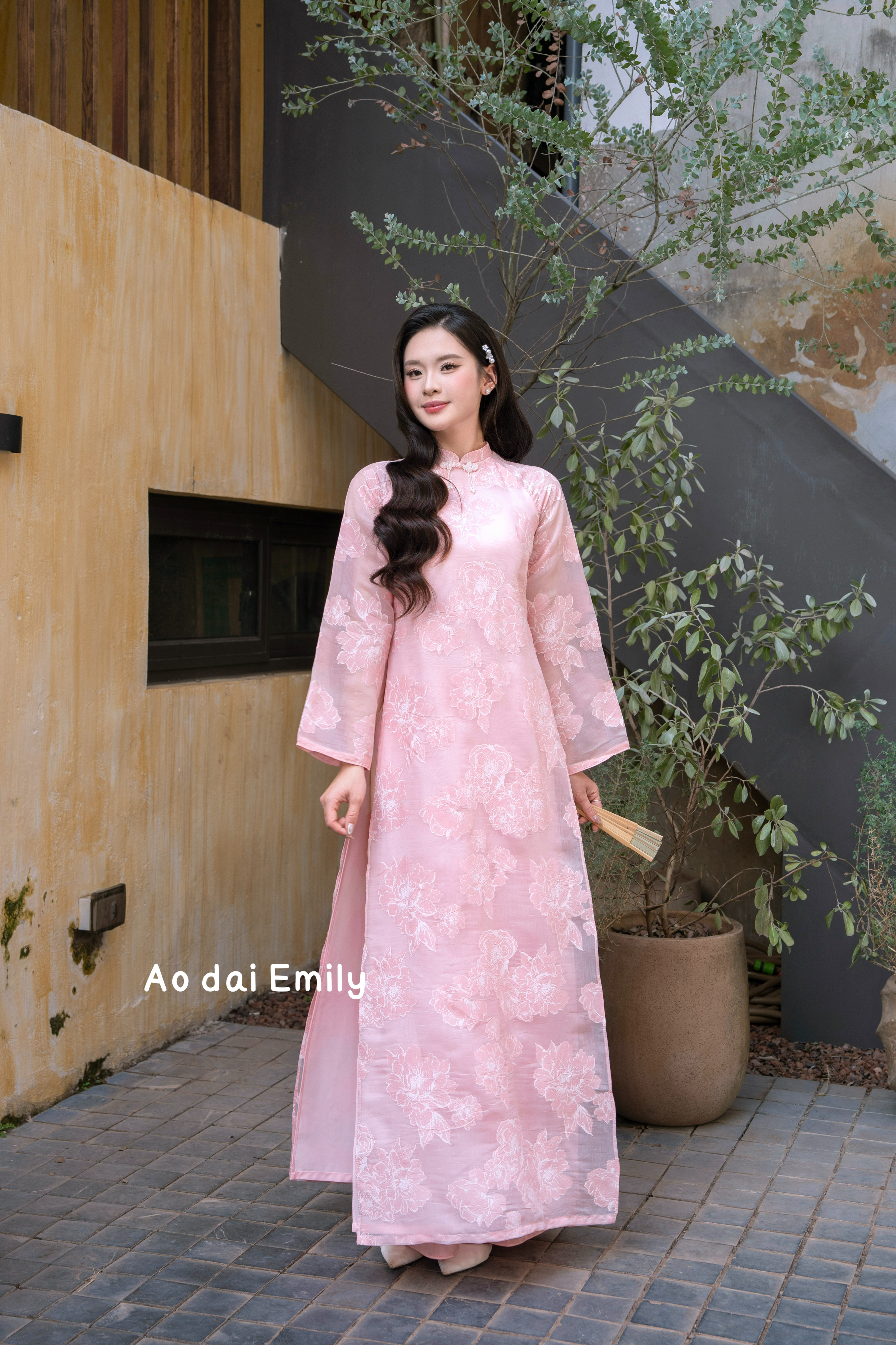 Trendy Pink loosing style pre made ao dai|  Dahlia