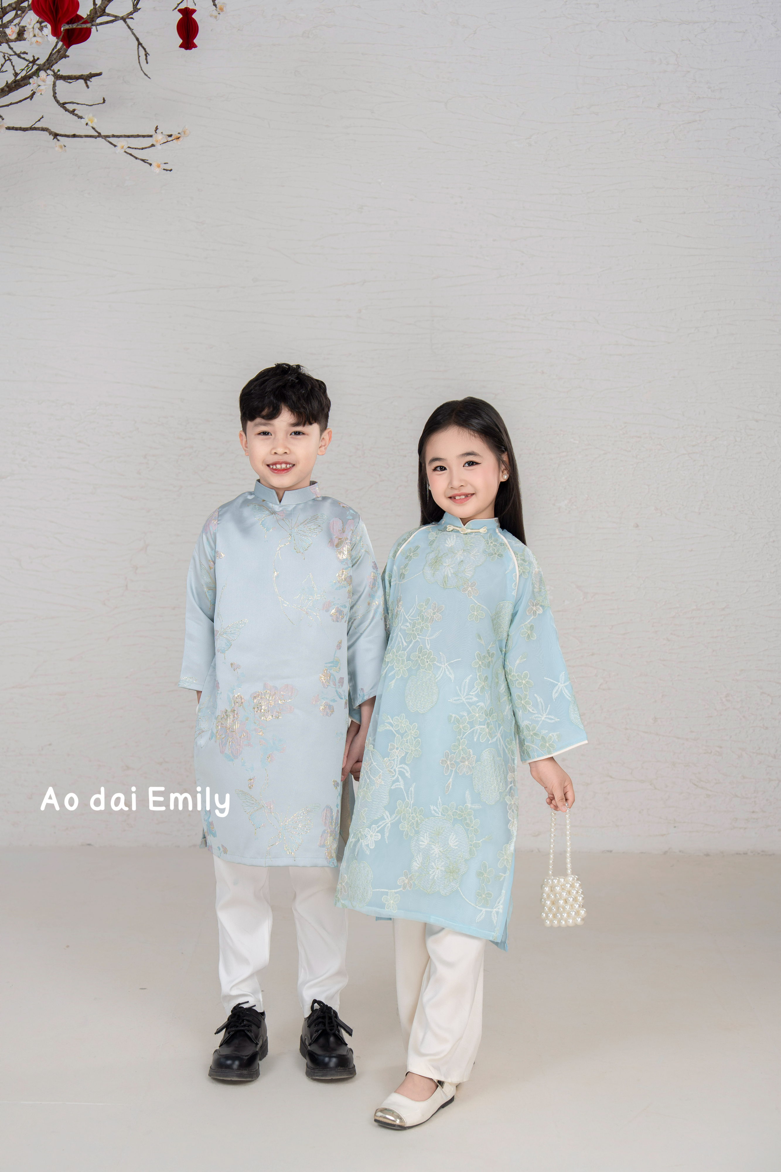 Light Blue Matching Family Spring patterns