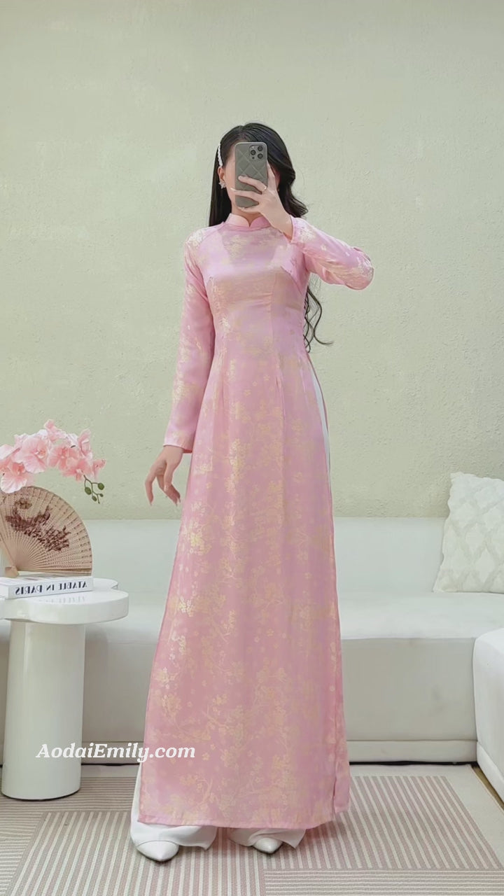 Load video: Ao dai Gam with Cherry Blossom Flowers with buttons