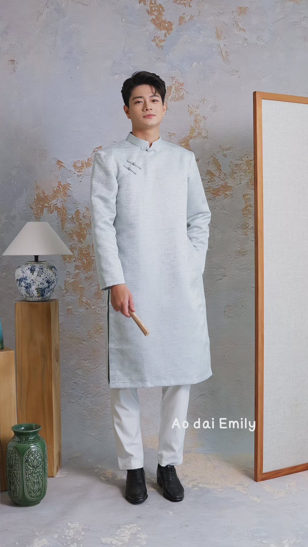 Load video: Ao dai for men| Akbash