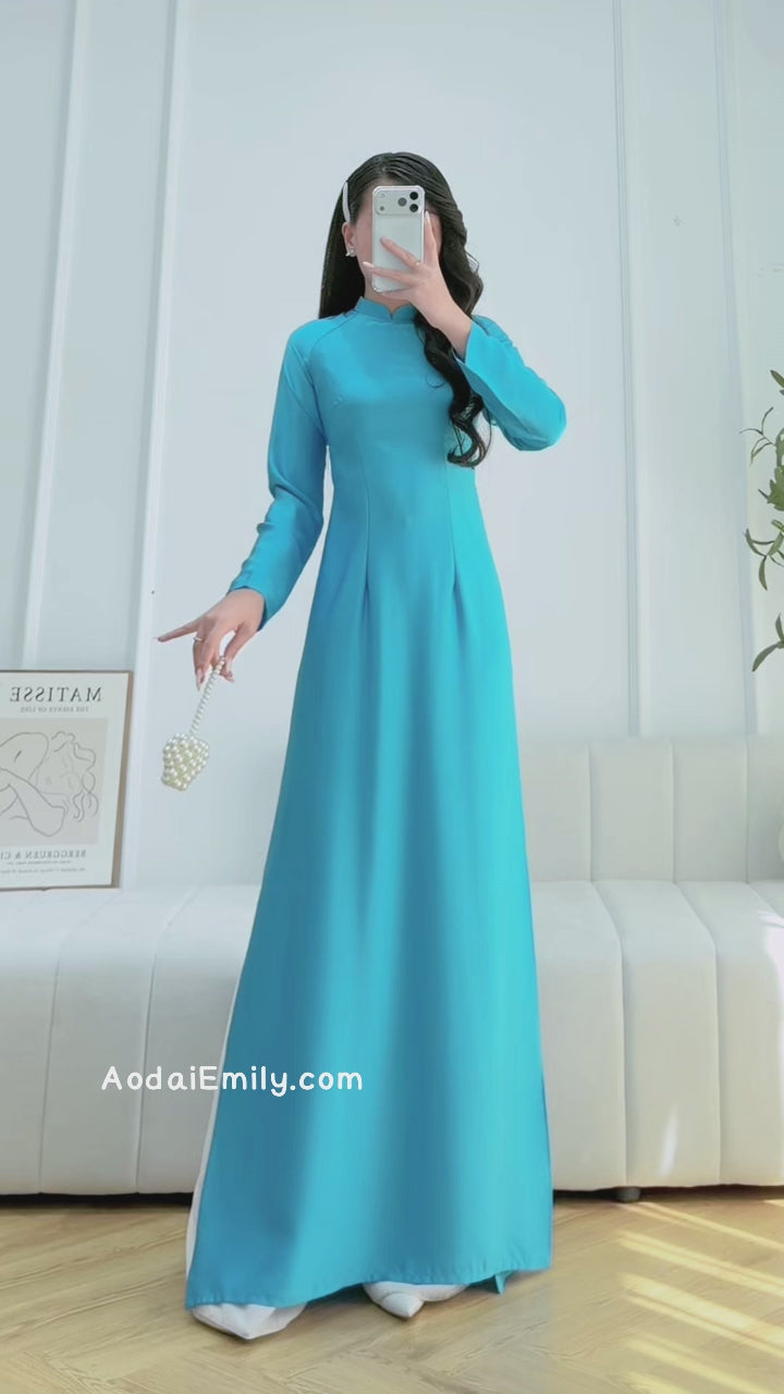 Load video: Plain Blue traditional Ao dài