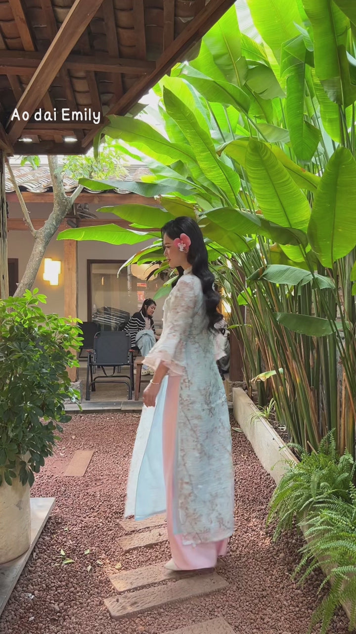 Load video: Pastel Blue/pink modern loosing ao dai with 3D flowers| Candytuft