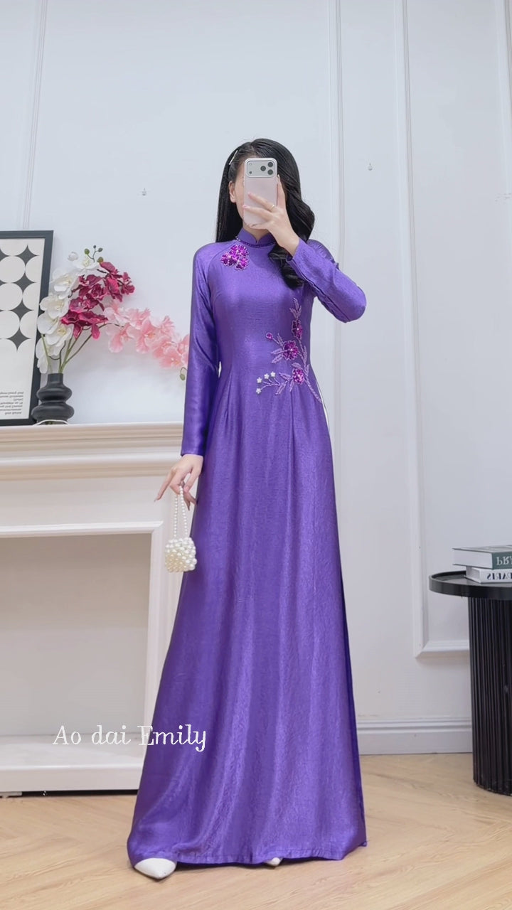 Load video: Purple Traditional style ao dai with beading crystals | Lila
