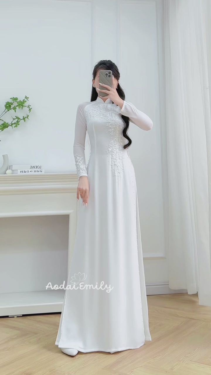 Load video: Ao dai with designed crystals, pearls and 3D flowers