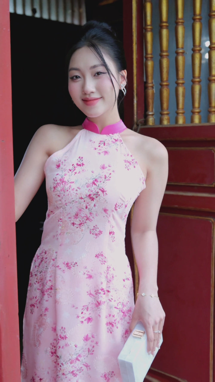 Load video: Fuchsia Sleeveless Mini sakura Pre made ao dai