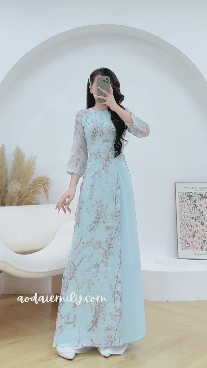 Load video: Blue Pre made ao dai Viet Nam with pearls| Hibiscus